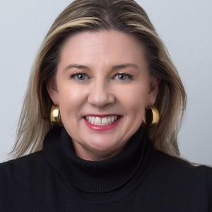 Meet your Posher, Renee